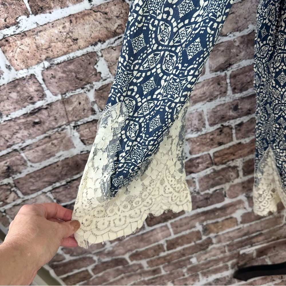 Blu Pepper Boho Crochet Lace Trim Tunic Dress Navy Geometric Print Size Large - Picture 3 of 14
